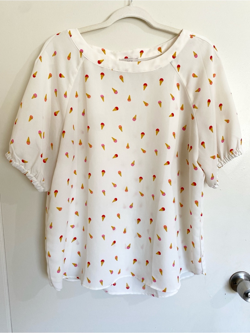 Loft Outlet White Ice Cream Print Puff Sleeve Flowy Feminine Blouse Large